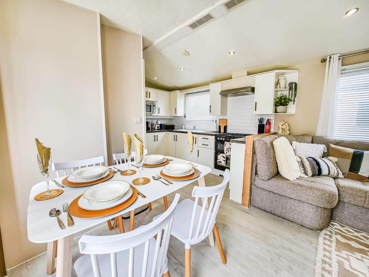 Vila Escape To Paradise At Pevensey Bay Holiday Park 13 Woodland Walk Exteriér fotografie
